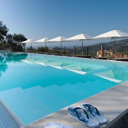 Arco Del Mare - Swimming Pool With Sea View Apartment Civezza